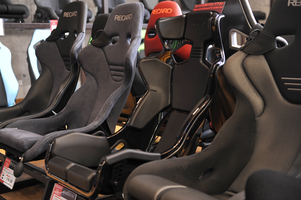 180405_RECARO_2_1_.jpg