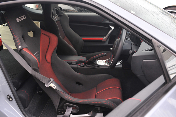 181104_TOYOTA_86_SUBARU_BRZ_RECARO_SR7F_GK.jpg