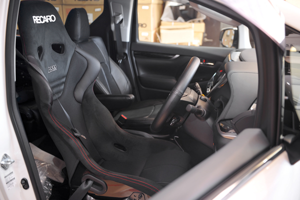 181214_TOYOTA_RECARO_RS-G_ASM_.jpg