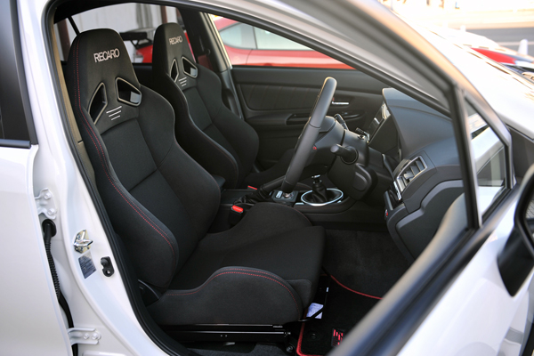 190119_suaru_wrx_recaro_sr7_asm_.jpg