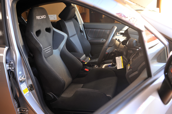 190119_subaru_wrx_recaro_sr6_.jpg