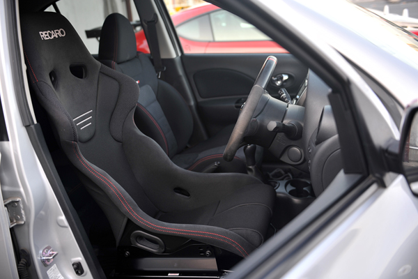 190120_recaro_rsg_asm_nissan_march_.jpg