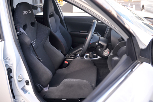 190318_subaru_gv_asmyokohama_RECARO_sr6_.jpg
