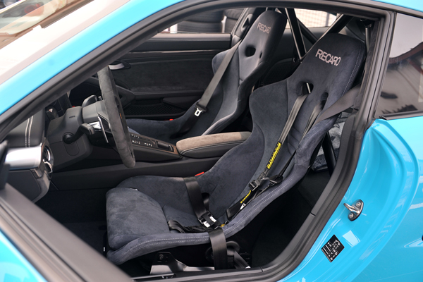 190328_Porsche_GT3RS_recaro_rsg_alcantara_asm.jpg