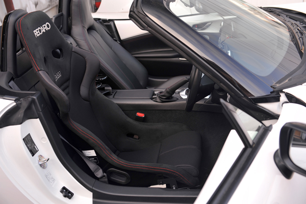 190330_mazda_roadster_ND_recaro_rsg_asmyokohama_.jpg