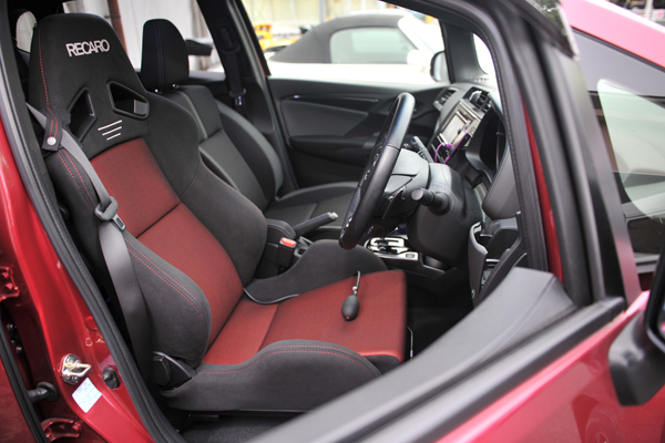 190514_honda_fit_asmyokohama_recaro_sr7_.jpg