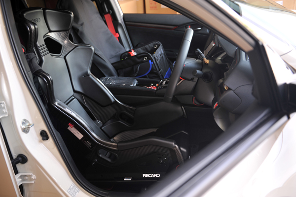 190518_honda_fk8_civic_recaro_proracer_rms_asmyokohama_.jpg