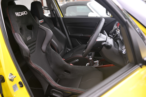 190623_suzuki_swiftsports_recaro_rsg_asmlimited_ruby_.jpg