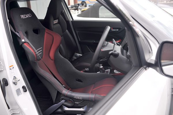 190628_suzuki_swiftsports_zc33s_recaro_rsg_asmyokohama_.jpg