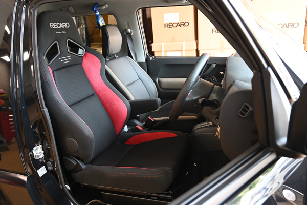 190812_jimny_recaro_sr7f_advancededitiom_asmyokohama.jpg