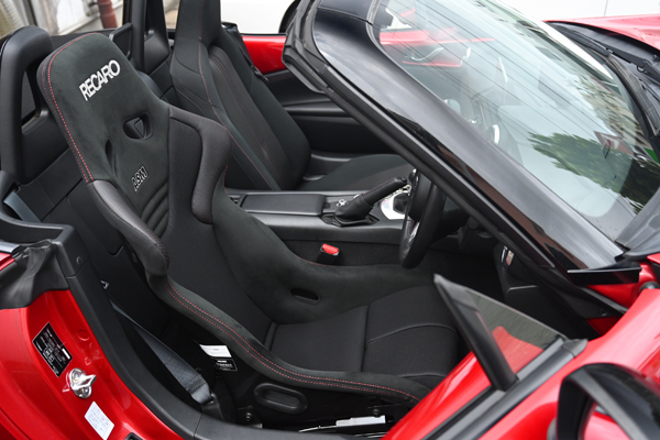 190815_roadster_recaro_rsg_asmlimited_ruby_.jpg