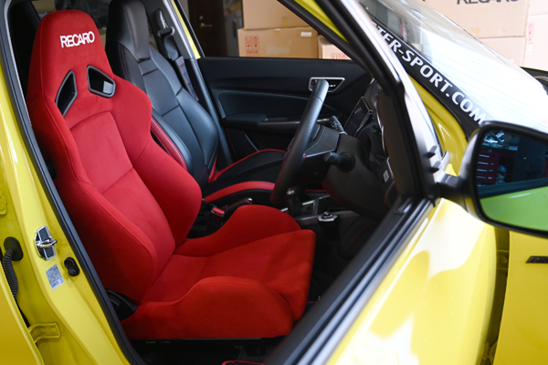 190825_swiftsports_zc33s_recaro_sr7_.jpg