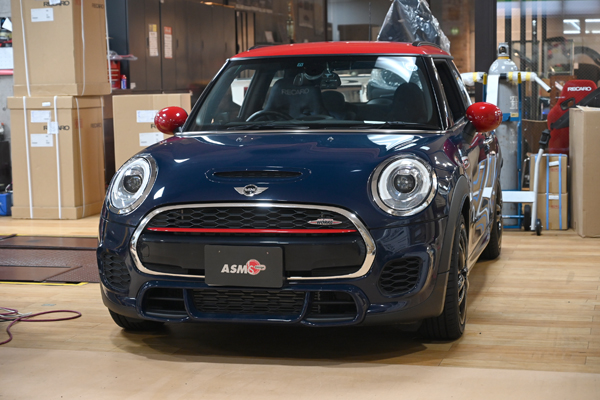 190831_f56_mini_coopers_.jpg