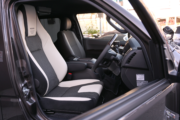 191129_hiace_recaro_lxf_asmyokohama.jpg