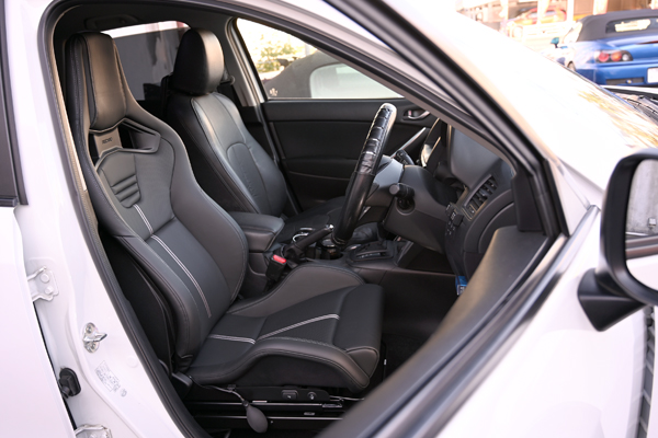 191208_mazda_cx5_recaro_sportster_asmyokohama.jpg