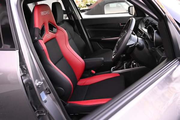 191212_swift_recaro.jpg