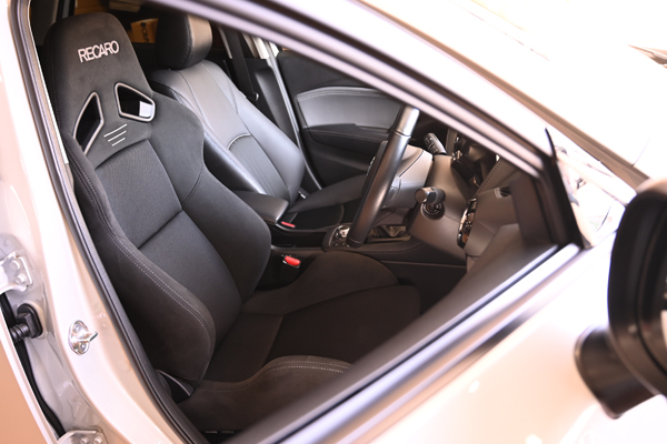 200208_mazda_cx3_recaro_sr7_asmyokohama.jpg