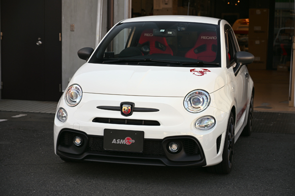 200209_fiat500_abarth_.jpg