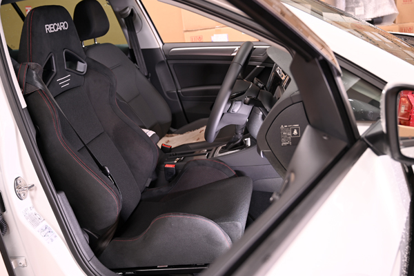 200516_vwgolf_recaro_sr7_asmlimited_.jpg
