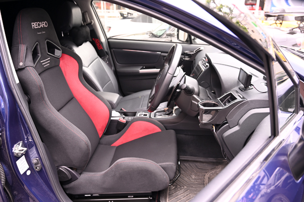 200523_Levorg_recaro_sr7_.jpg