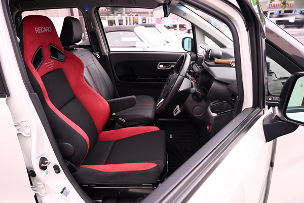 200724_daihatdu_asmyokohama_recaro_sr7f_gu100h.jpg