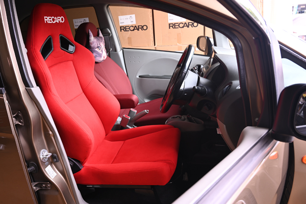 200724_mitsubishi_i_asmyokohama_recaro_sr7f_kk100.jpg