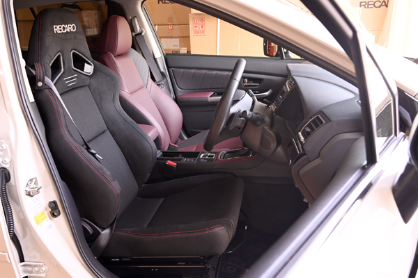 200808_levorg_asmyokohama_recaro_sr7f.jpg