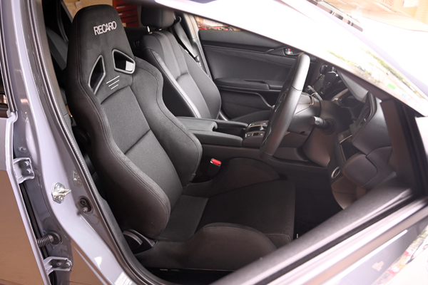 200810_fk7_asmyokohama_recaro_sr7.jpg