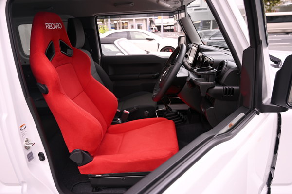 200916_Jimny_recaro_sr7f_asmyokohama.jpg
