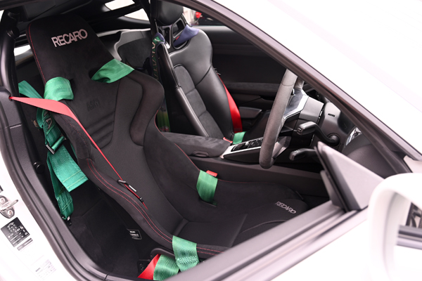 200920_porsche_cayman_recaro_rsg_asmyokohama.jpg