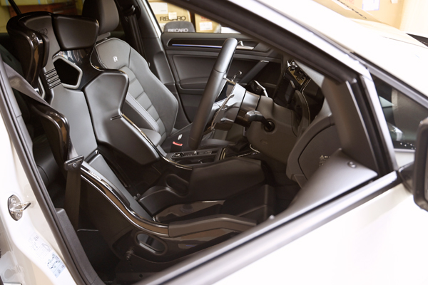 201205_golf_recaro_proracer_rms_asmyokohama.jpg