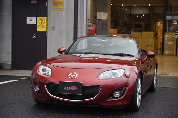 201205_roadster_.jpg