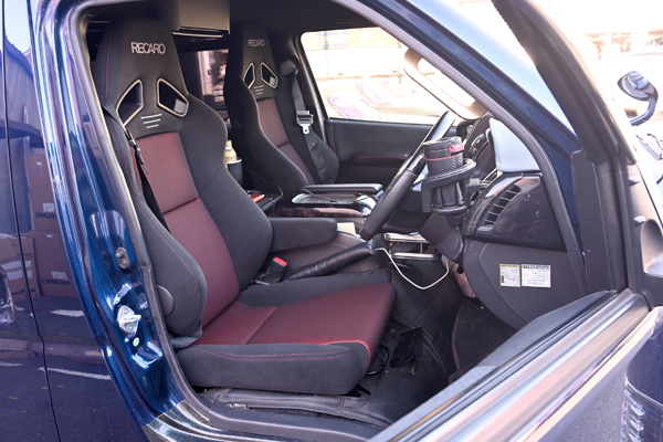 210120_hiace_recaro_sr7f_asmyokohama.jpg