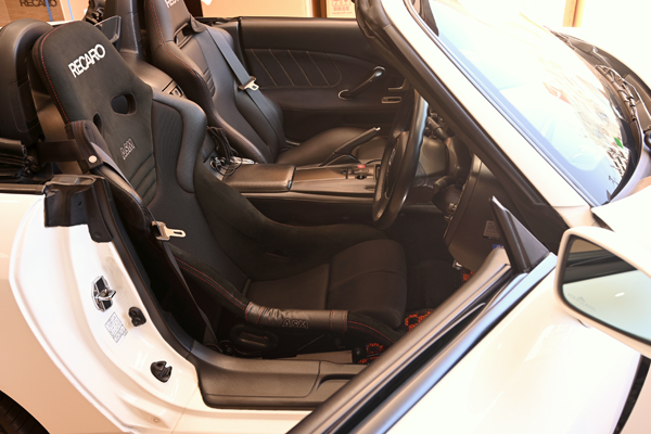 210131_s2000_types_recaro_rsg_asmlimited.jpg