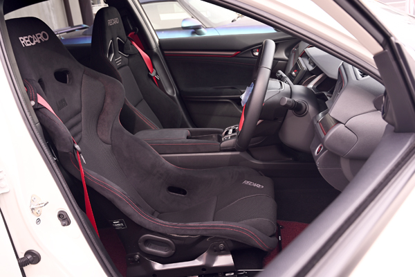 210212_fk8_recaro_rsg_sr7f_asmyokohasma.jpg