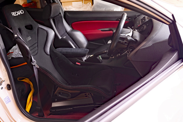 210214_FN2_recaro_rsg_orthopad_asmyokohama.jpg