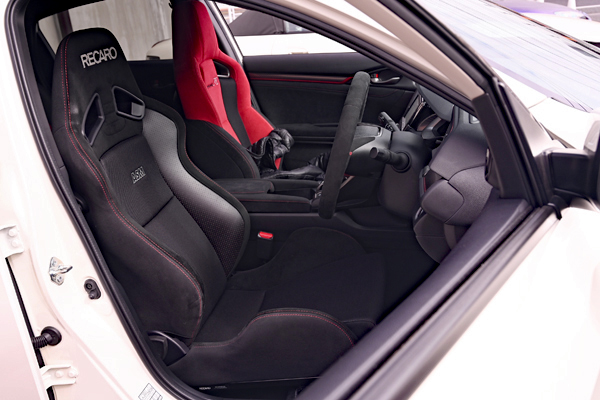 210214_fk8_recaro_sr7_asmyokohama.jpg