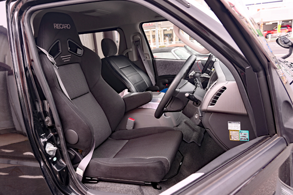 210508_hiace_recaro_sr7f_asmyokohama.jpg
