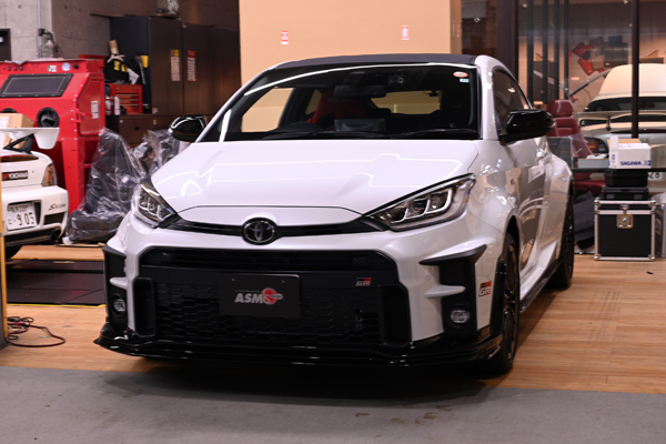 211230_gr_yaris_asmyokohama_recaro_sr7f_2.jpg