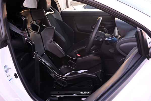 220122_yaris_gr_asmyokohama_recaro_proracer_rms_1.jpg